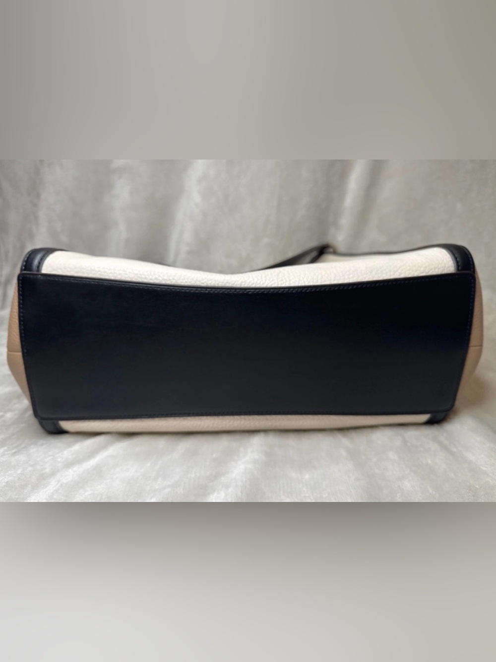 Coach Kristy Shoulder Bag in Colorblock Pebbled Leather - Picture 6 of 7
